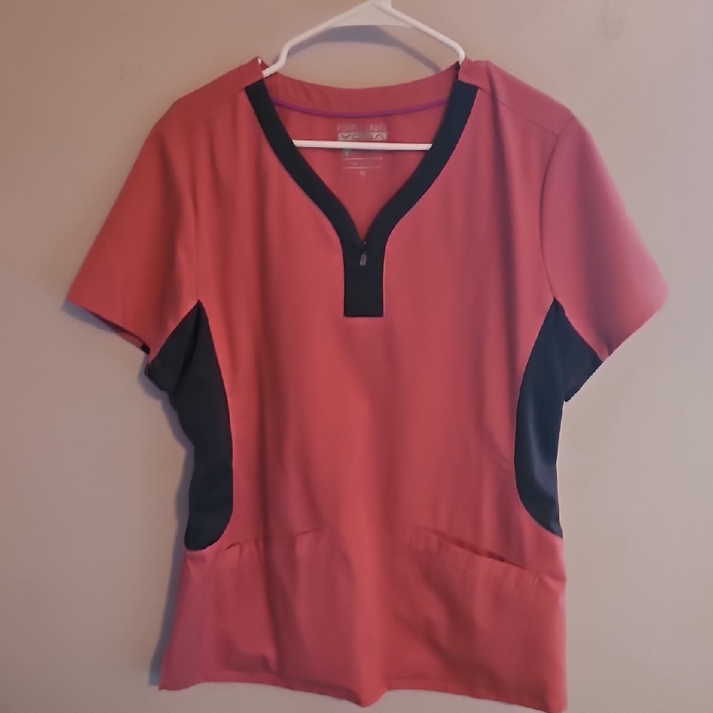 Elegant Red and Black Short Sleeve Top